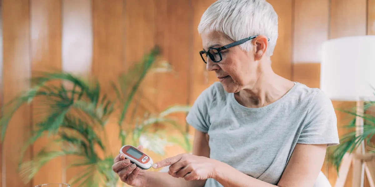 How Blood Sugar Monitoring Works in Online Diabetes